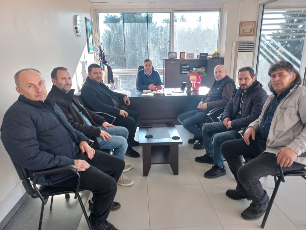 Saski Hendek Şube Müdürü olarak atanan
 Sn Ahmet Semiz,e Yeni görevi hayırlı olsun.