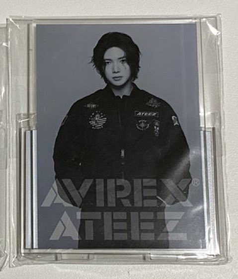 引き続き AVIREX アクスタの交換を探しております🙏 譲 ヨサン 求