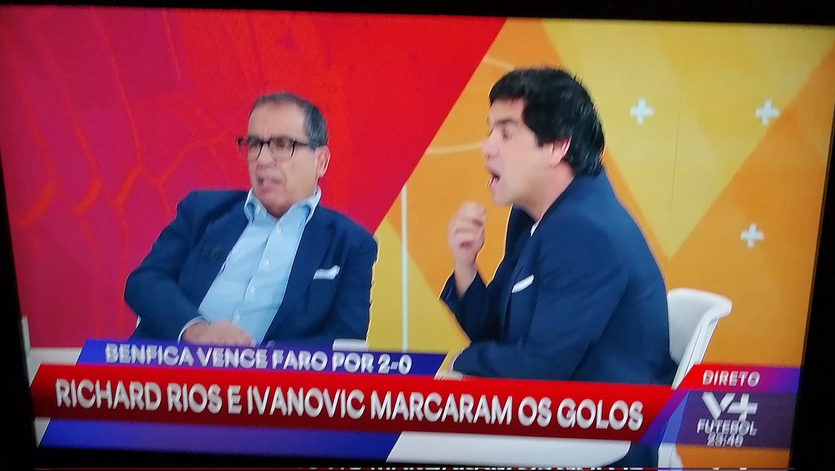 Num país de parolos...
Peidos e bufas de Mourinho, são essências aromáticas...