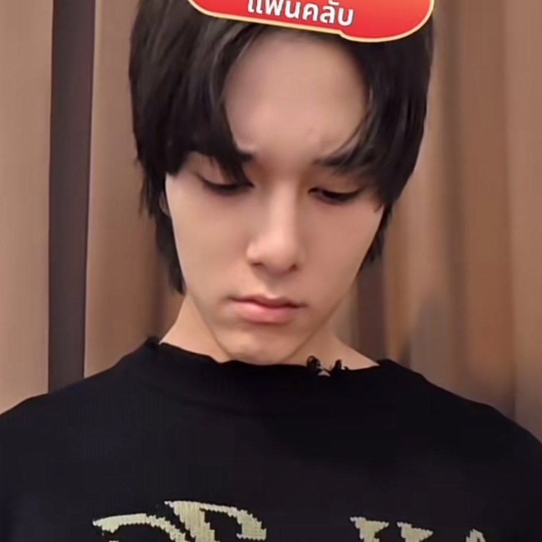 𝗇𝖺𝗇𝗂. tweet media