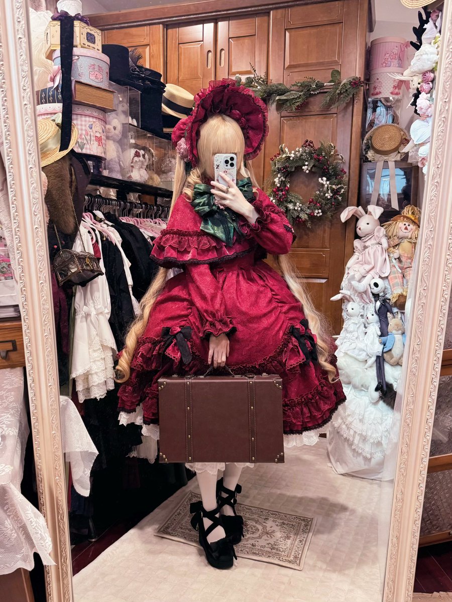 icos_cosplay's tweet photo. #ICOS「ローゼンメイデン」真紅·オリジナル衣装設定
二次創作を行った設定、一枚物がレース生地の洋装です。
モデル着用イメージ図がご覧ください。
注文はコチラ→https://t.co/996LhEhPTO
#ローゼンメイデン
#PureRuby
#しんく
#cosplay
#コスプレ https://t.co/FVUrrFNqth