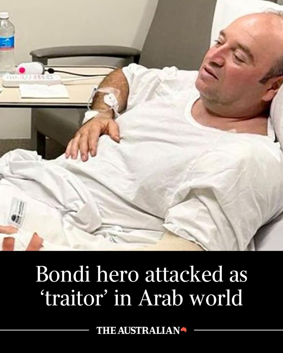 TRobinsonNewEra's tweet image. Ahmed al-Ahmed, who tackled a terrorist gunman and saved the lives of Jews at Bondi, is being attacked in the Arab world as a traitor and a mercenary.

This was the first thing i said.

He must be protected as he'd become a target from other Muslims who support the attack.