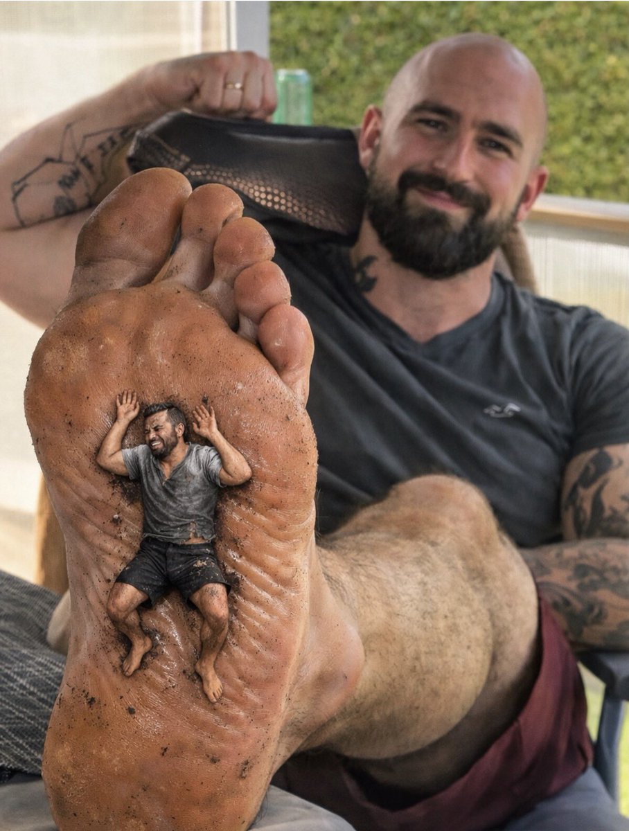 Alpha Foot Gods tweet media