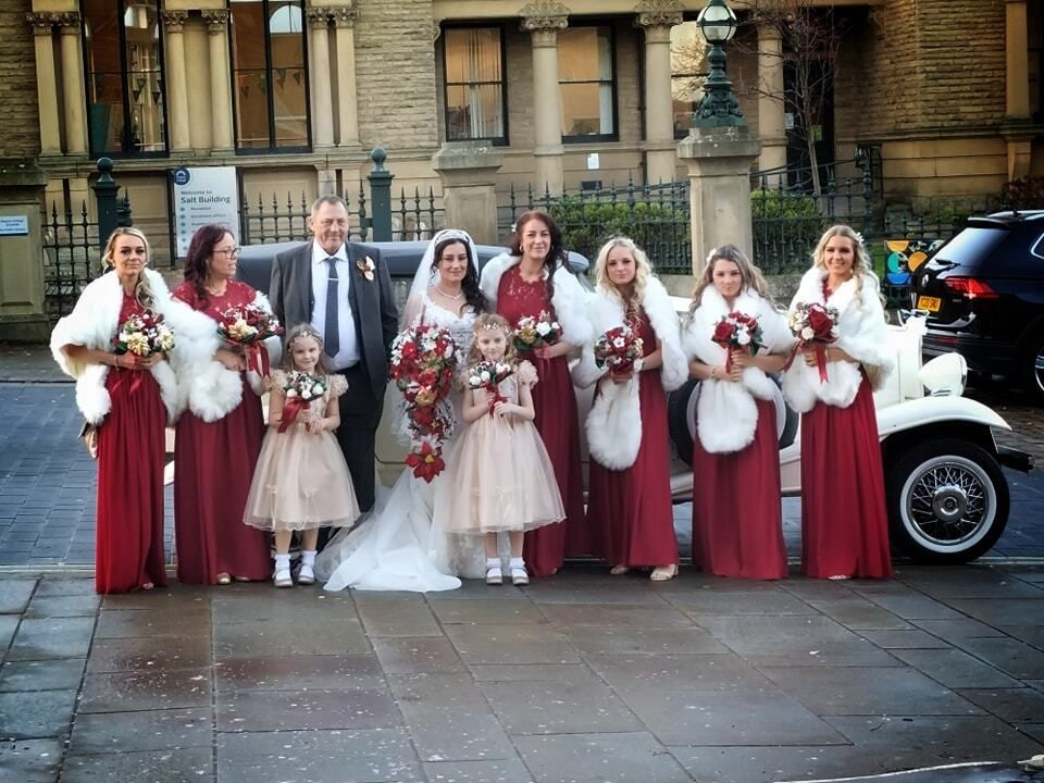 Premier Carriage Wedding Cars tweet media