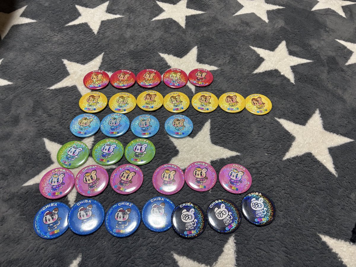 masa070608's tweet photo. なんだけまわして、缶バッジこれだけや笑
アクリル大量発生笑
求めてる方居ればお譲りします。
安価で大丈夫です https://t.co/yriCnWJE5O