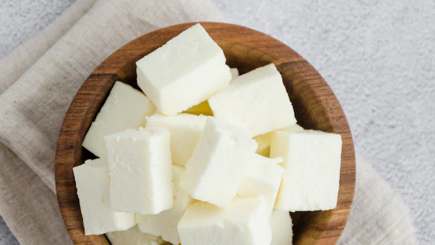 NDTVFood's tweet image. Food Authority Launches Crackdown On Adulterated Dairy Products: What Consumers Can Do
food.ndtv.com/news/food-auth…
#adulterateddairy #consumers #food