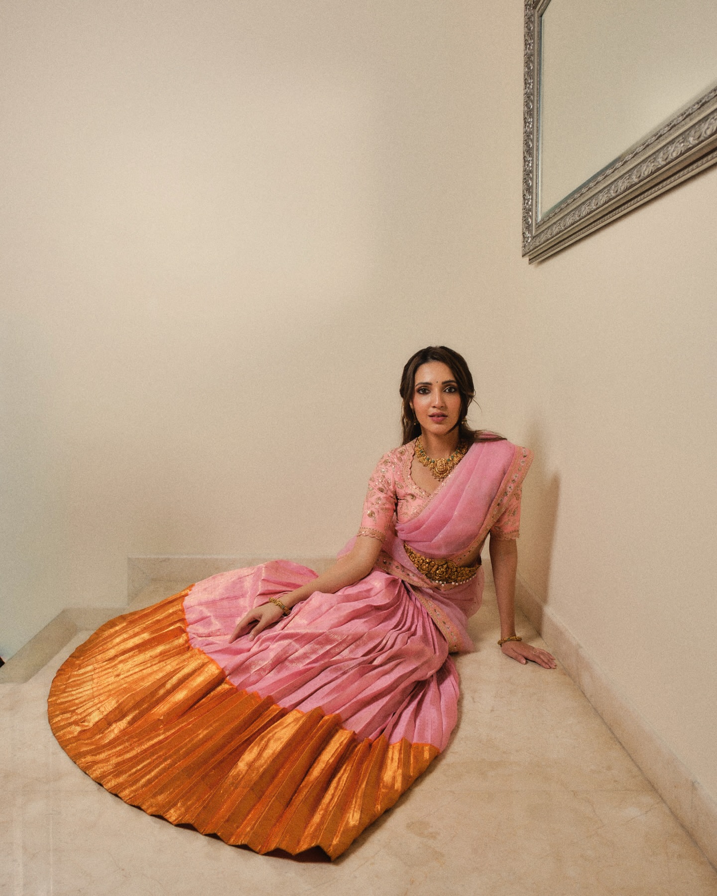 G8dPYjHawAAHCID?format=jpg&name=large