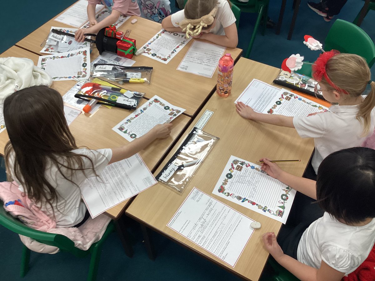 gates_owls's tweet photo. Finishing our letters to Father Christmas this morning, using our edited drafts. All as part of our work towards our handwriting and proofreading skills! #TheGatesWriting https://t.co/WNUalgeVTf