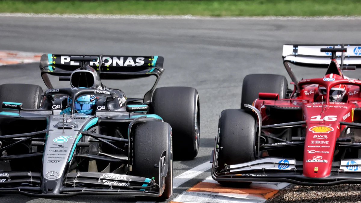 FunkysTakes's tweet photo. @aussi3dutchman Again, don’t pick a different frame, his rear tyre was on the line at the moment. How long you wanna drag the fact that you are just picking different frames from the images I’m sending you? Are you just retarded? The one you just sent me is from this image u stupid idiot https://t.co/H3W0pthLNZ