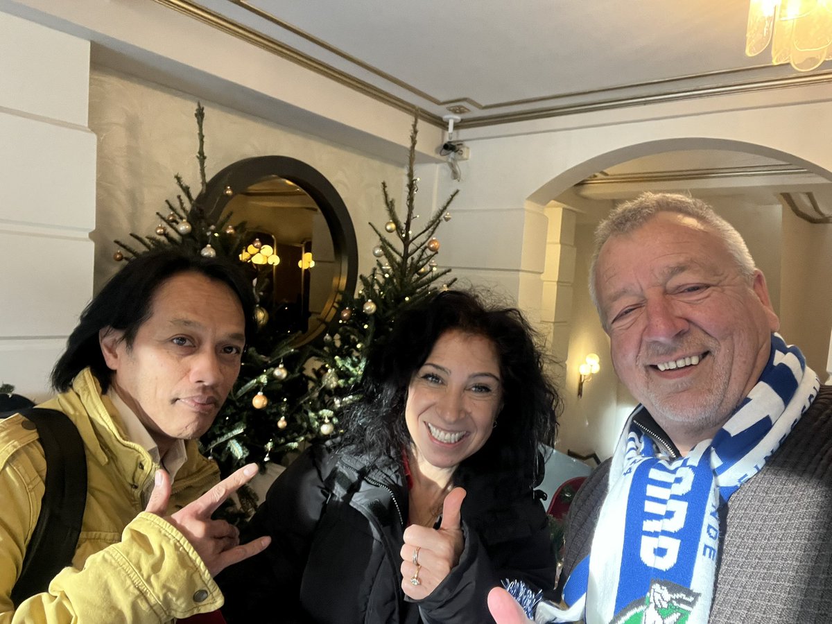 Onze gezellige eindejaars / kerstborrel met #Herman en Aicha! 
Deze keer in #DenBosch 👌.