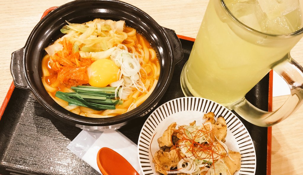 銭湯飯〜(*´꒳`*)
アクリとオロポ飲み比べしてみたけど、個人的にはオロポの方が好きだった👍✨