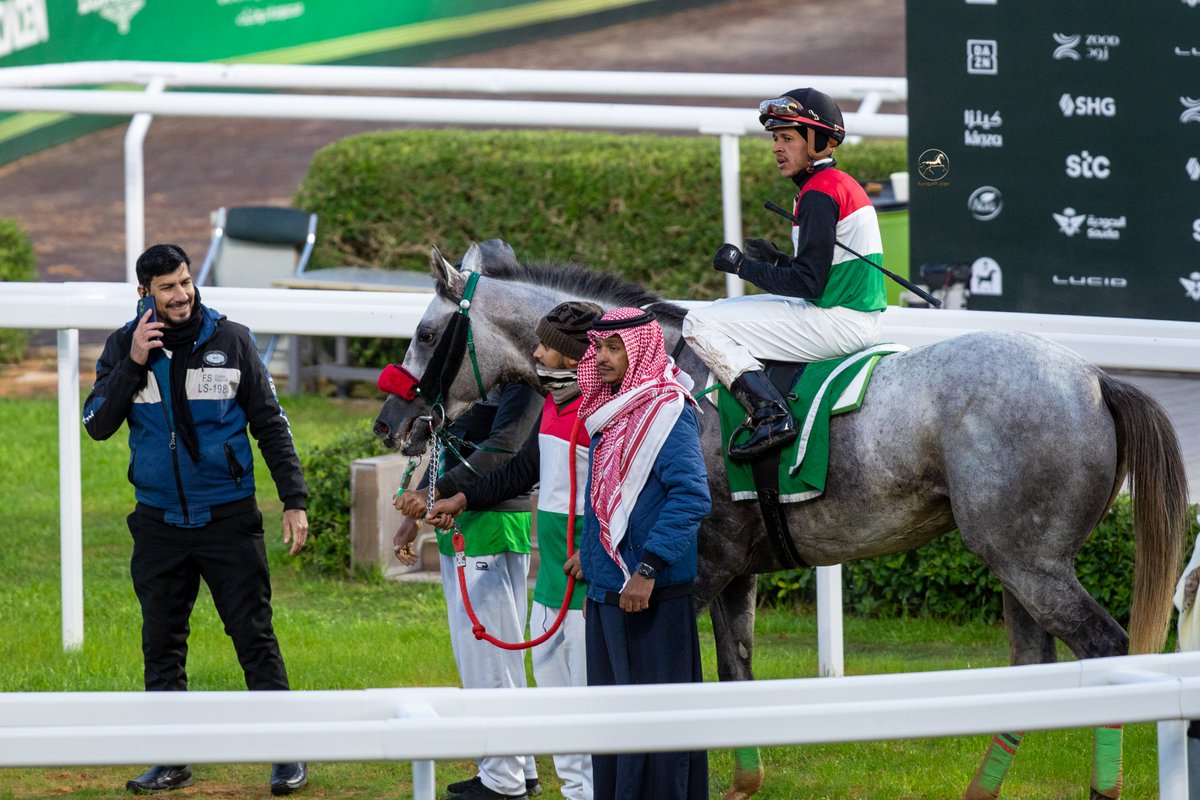 MujazALfrusia's tweet image. الحفل ( 48 )
نتيجة الشوط ( 5 )

• الفائز : الباز الاشهب
• الاب : DESTIN
• الام : الشاهمه
• المالك : ابناء الشريف هزاع شاكر العبدلي
• تدريب : عبدالعزيز الموسى
• قيادة الخيال : عبدالله الفيروز
• مسافة الشوط : 1400 م
• الزمن : 1:30:90
 
#موجز_الفروسية