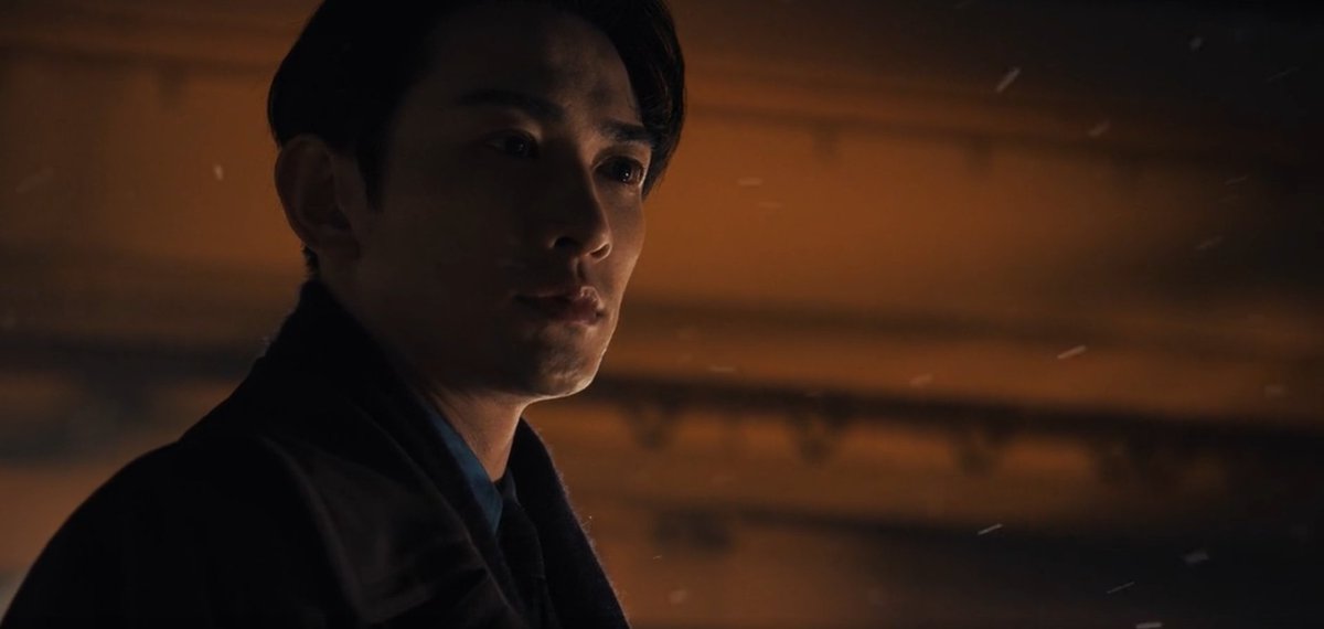 critic_literary's tweet photo. The little angst before the confession fits their personalities so well, Suzuki is frustrated Sugiki didn't confess or even talk about his feelings even after showing him his most vulnerable side. The silence that follows makes Sugiki realize his feelings.
#10DANCE https://t.co/gdeVxQDq5L