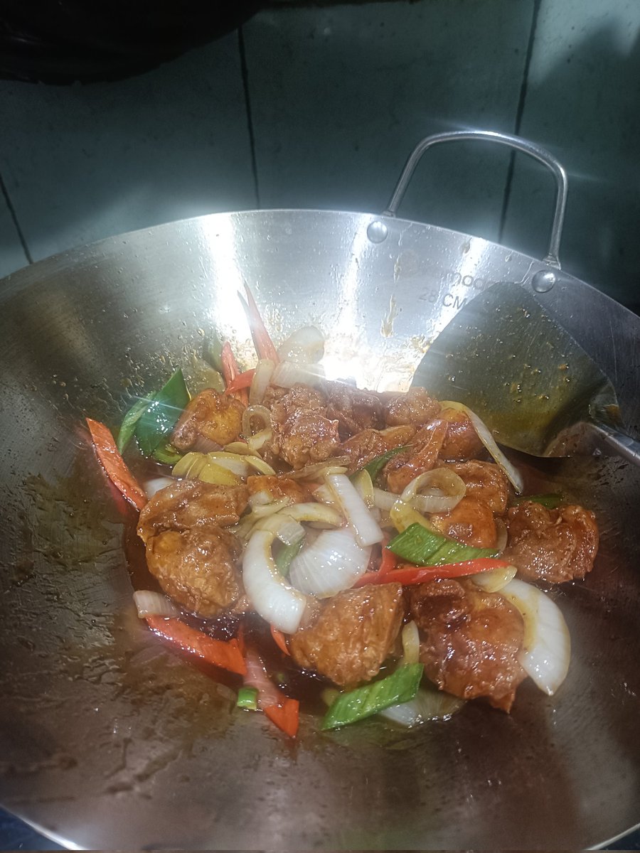 bagussynn's tweet photo. @poconxg wkwkwkwk masakan gua sendiri ada nya https://t.co/xEX58t3chh