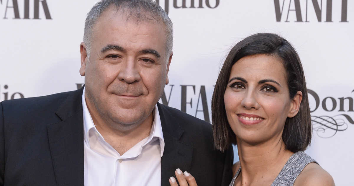 El daño a la democracia lo pagaremos durante décadas.
Hoy sale la condena a Inda. Pero recordemos el efecto del bulo cdo desde <a href="/laSextaTV/">laSexta</a> de #FerrerasGate y <a href="/anapastor/">ana maria pastor</a> lo replican diariamente a todas horas antes de unas elecciones a sabiendas que la noticia era falsa.
CO RRUP TOS