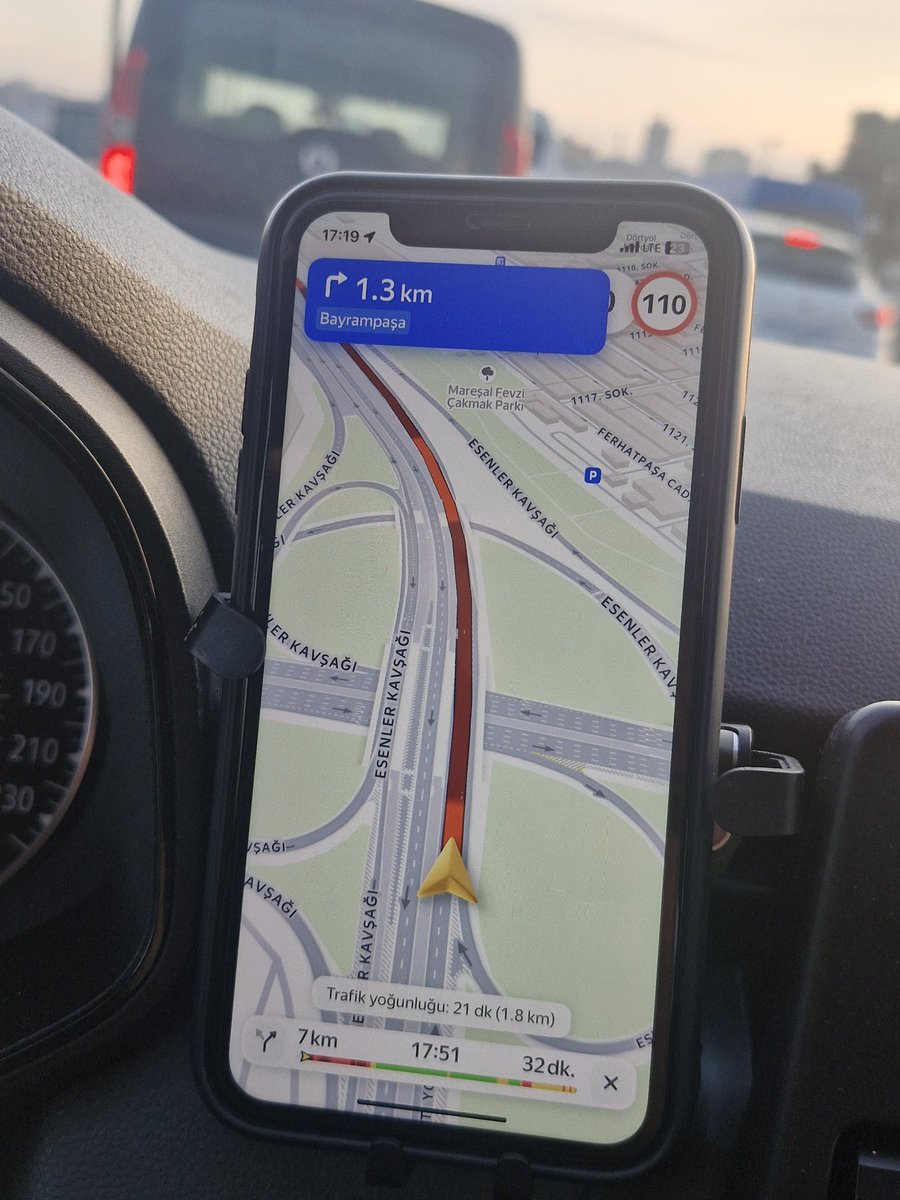 Leroy Beyoğlu tweet media