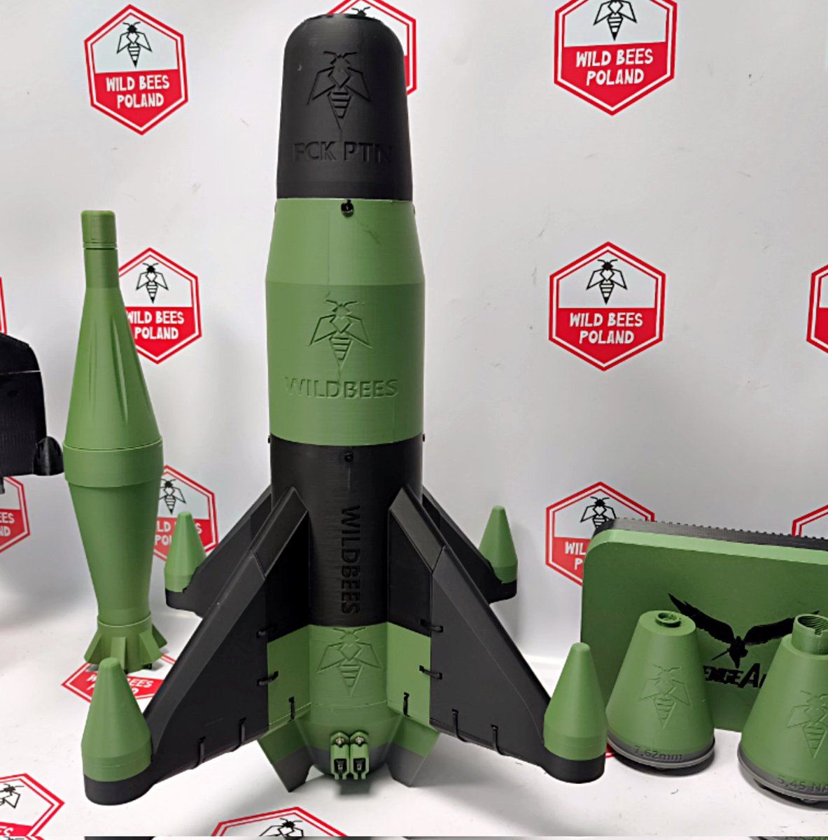 emsi.eman tweet media