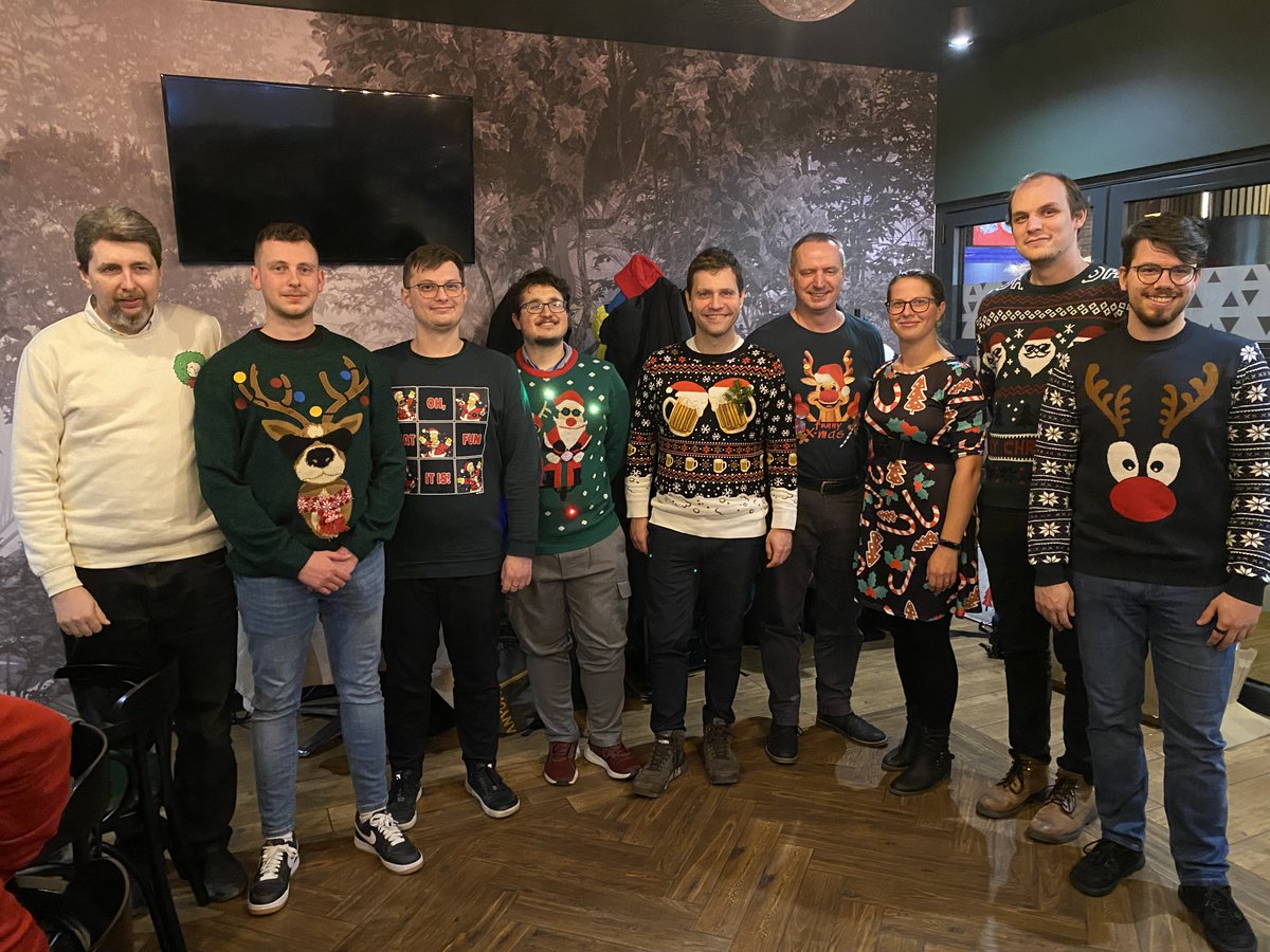 🎄 Sense Xmas at #RVmagnetics ✨From festive office vibes to shared moments at our #Christmas party, this is the time to slow down and appreciate what truly matters - teamwork, trust, and human connection.   
✨ Sense Xmas. Feel the team spirit. ✨