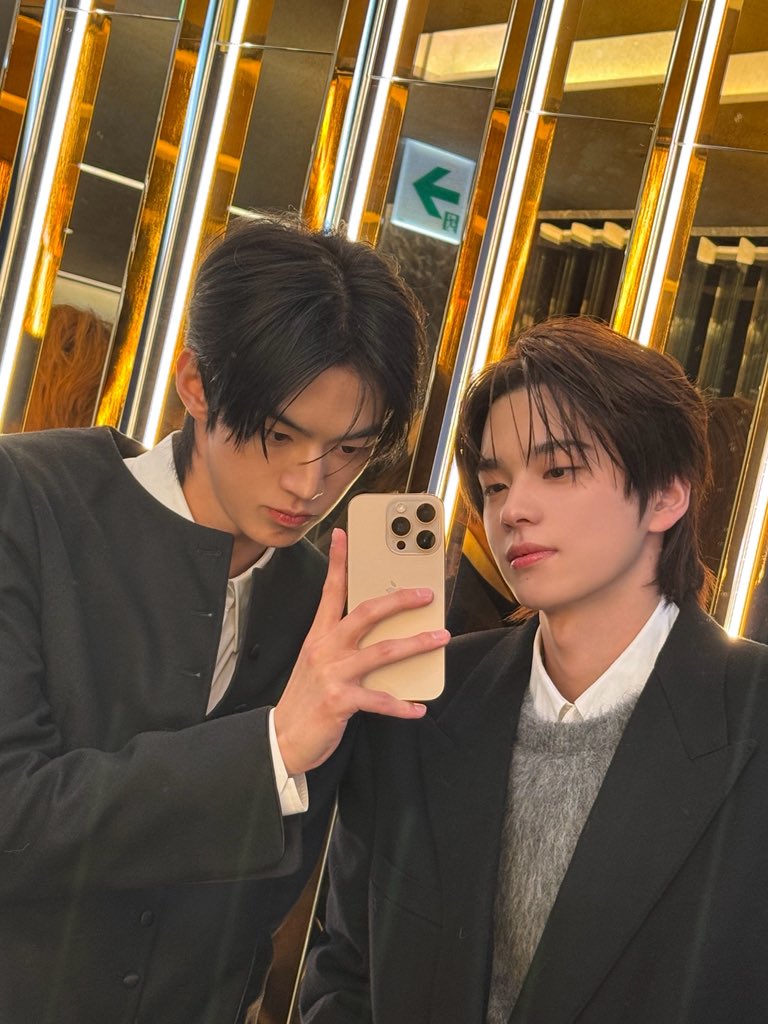 sshinyuverse's tweet image. hidup isinya ya nitdo