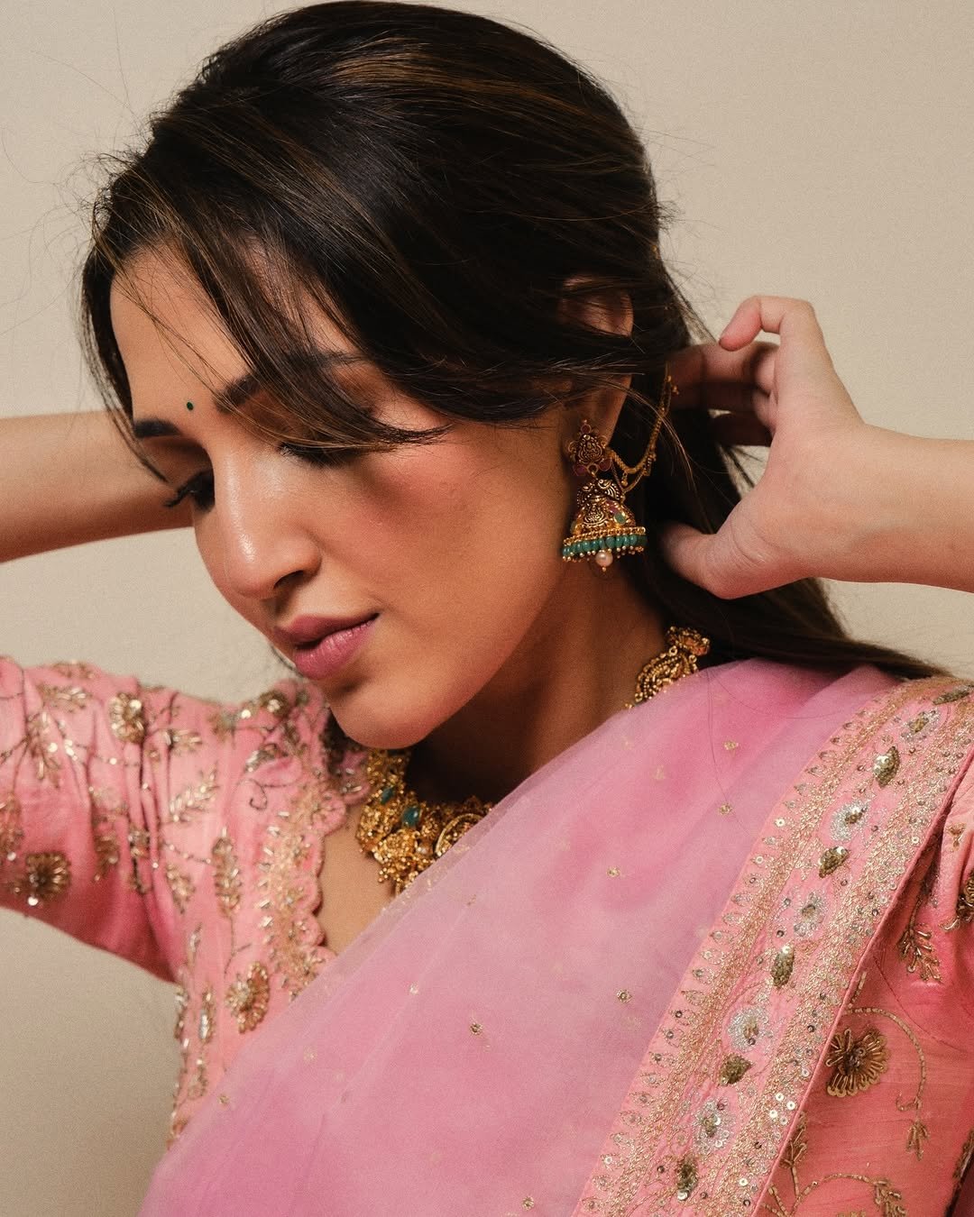 G8dTBSQaUAAX9ta?format=jpg&name=large