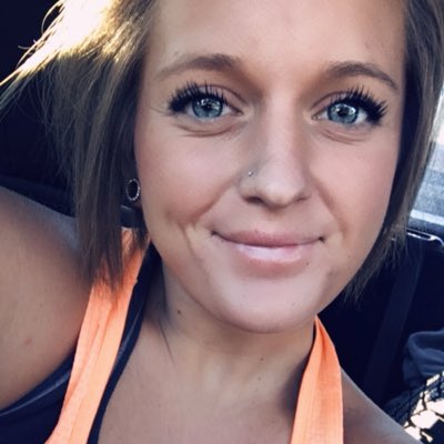 Bri tweet media