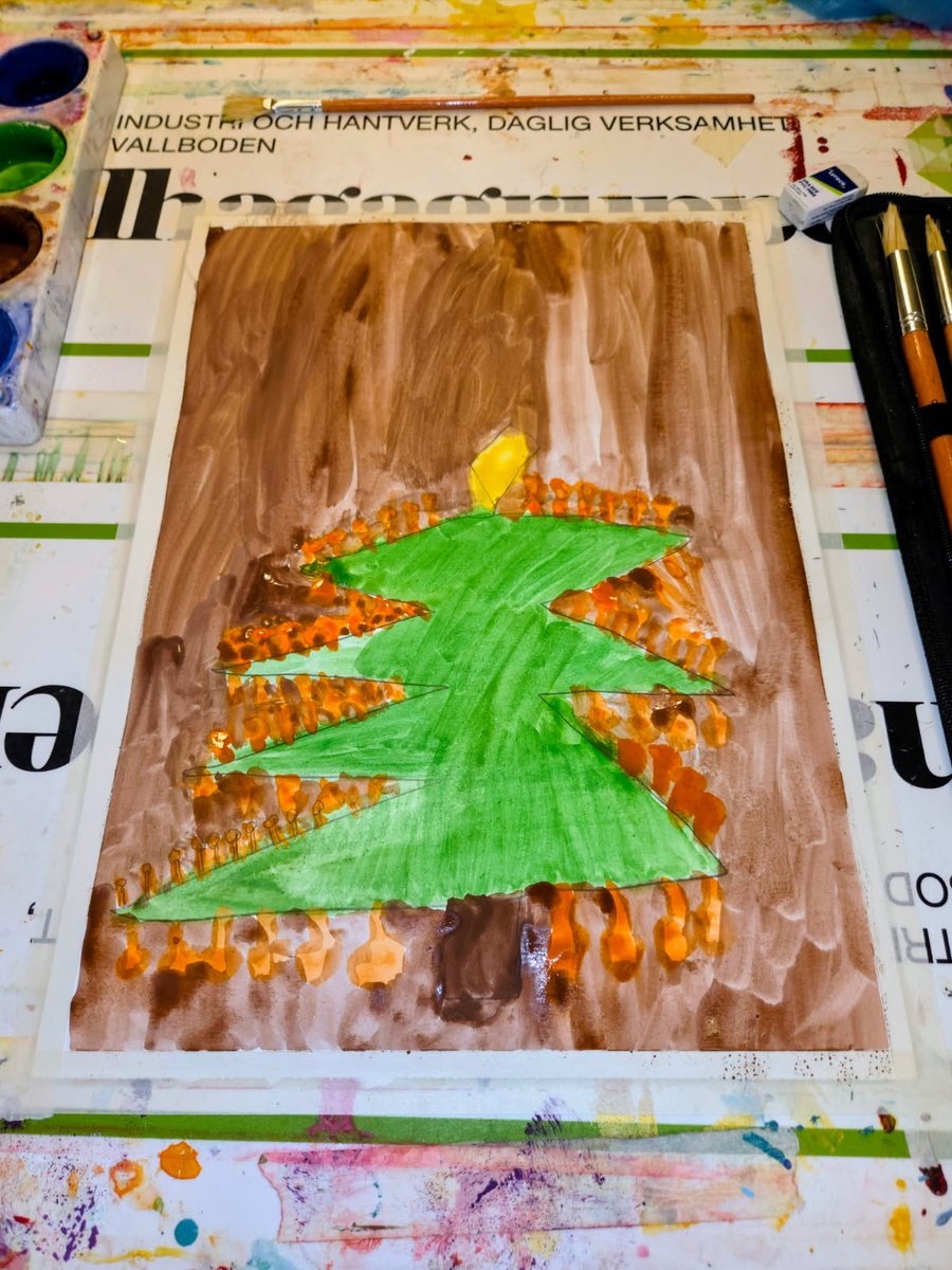 Serathas's tweet photo. #autism #art #konst #konstnär #sweden #autismsverige
Christmas art from Swedish autistic artist https://t.co/rMDQzbEmuy https://t.co/oq5BJoGozS