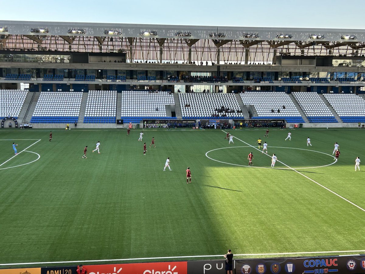 ScoutenFootball's tweet image. Great opportunity yesterday to conduct live scouting at U17 level:

🇨🇱 3 - 1 🇻🇪 
🇵🇪 1 - 1 UC 🔵⚪️

The ‘Copa UC U17 ’ is a top-level youth tournament that provides a valuable platform to identify emerging talents from different parts of the world.

📍🏟️ Claro Arena, Santiago 🇨🇱