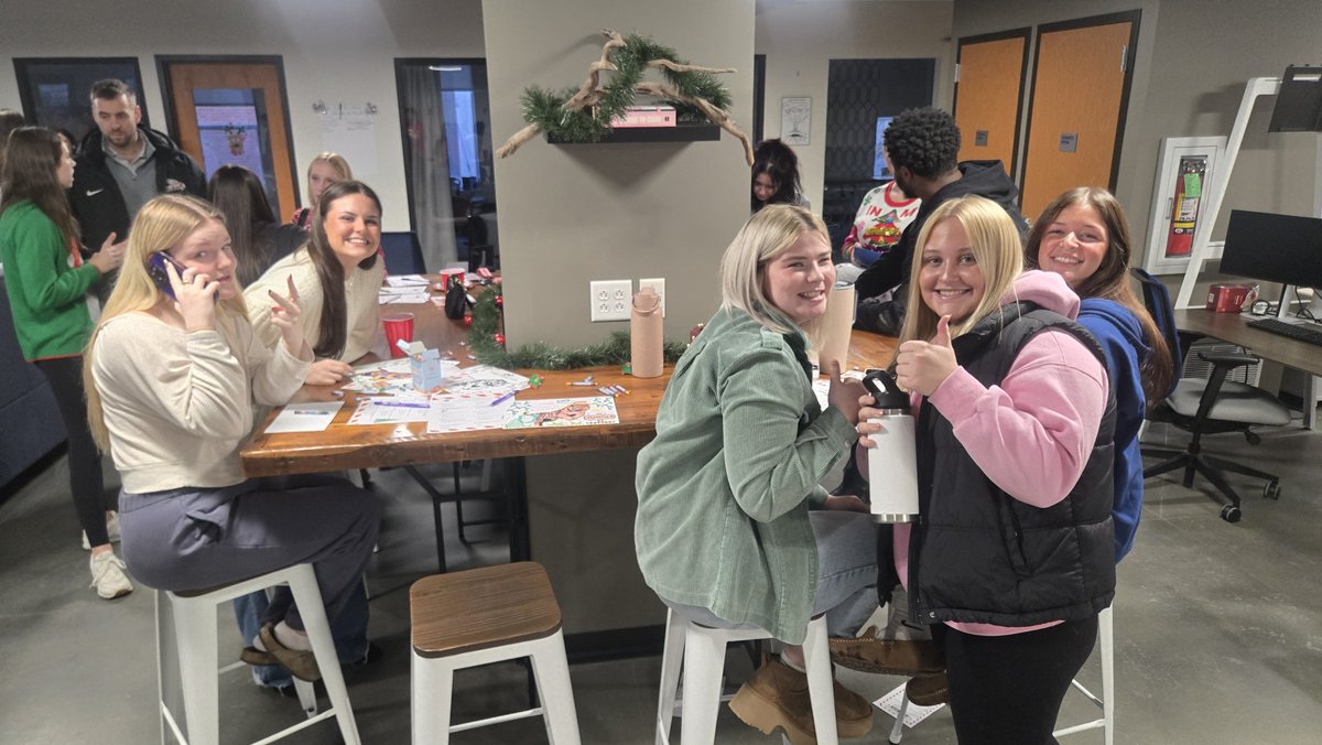 Cedar Falls CAPS tweet media