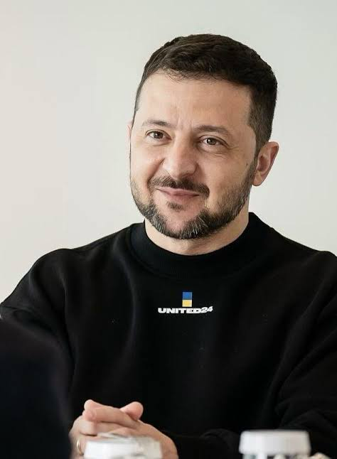 Anonymous tweet media