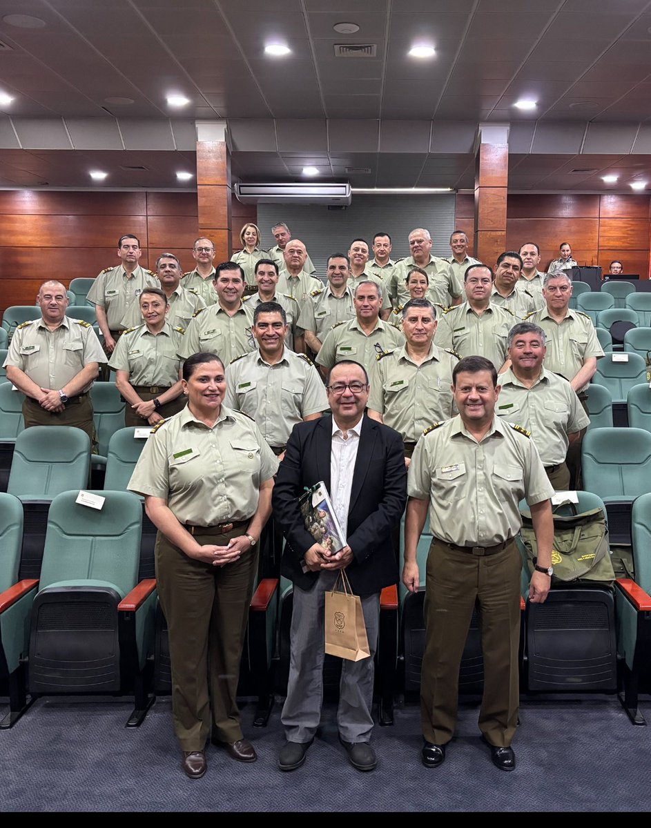 Claudio Fuentes S. tweet media