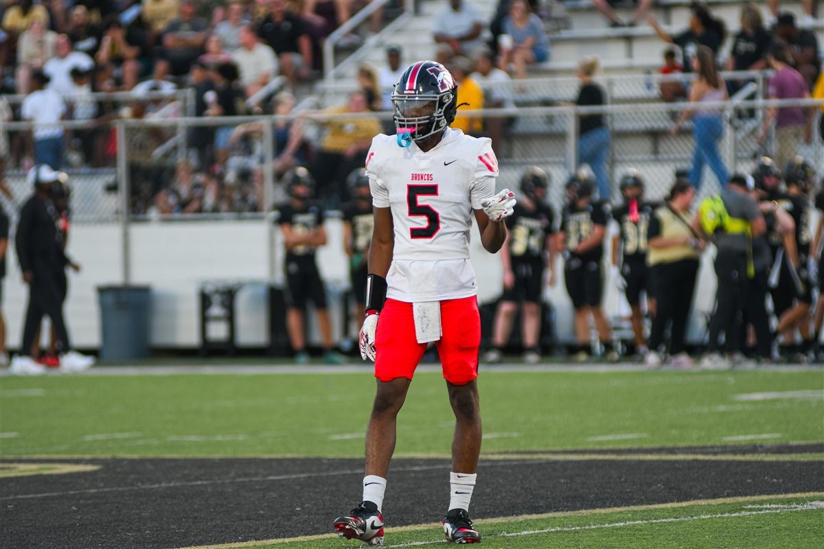 New #Sooners On3 🏈 RPM Prediction

⭐⭐⭐⭐ 2027 CB Gabriel Osborne Jr. 
📏 6'2" / 180
🏫 Mustang HS (Oklahoma City, OK) 
🎚️ 60
✍️ By Steve Wiltfong
🎤⬇️ Vice President of Recruiting and Transfer Portal

Profile: on3.com/rivals/gabriel…

#OUDNA27