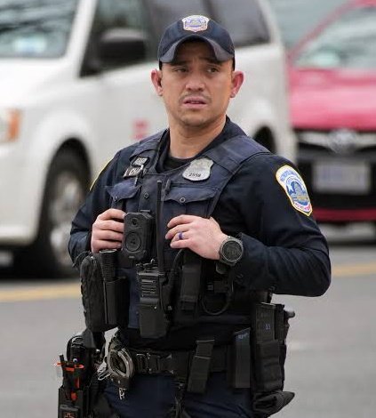 World_Insights1's tweet image. Dream Jobs by Country 💼

1. 🇮🇳 India - Bank Manager
2. 🇺🇸 USA - Real Estate 
3. 🇨🇳 China - Scientist
4. 🇯🇵 Japan - Fortune Teller
5. 🇬🇧 UK - Train Driver
6. 🇫🇷 France - Police Officer
7. 🇩🇪 Germany - Professor
8. 🇨🇦 Canada - Real Estate
9. 🇳🇬 Nigeria - Pro Skater
10. 🇦🇺…