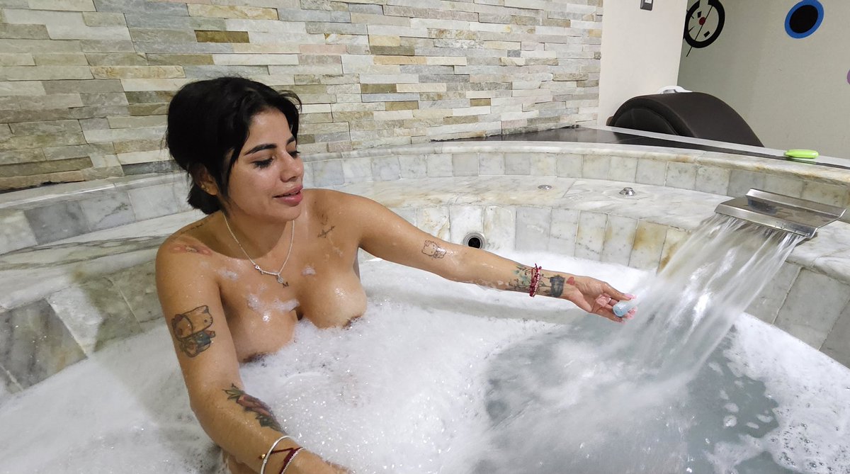 Aleja Florez 🇨🇴 tweet media