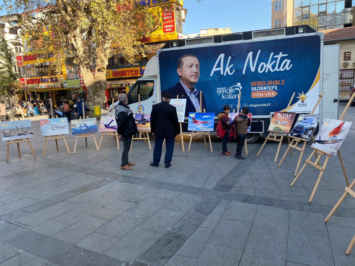 Yerli ve millî üretim, güçlü bir geleceğin temelidir. Yerli Malı Haftası vesilesiyle; emeğin, alın terinin ve millî teknolojimizin simgesi olan yerli ve millî ürünlerimizin sergisini düzenledik.

Bu büyük vizyonu bizlere kazandıran, yerli ve millî hamlelerle Türkiye’yi her alanda