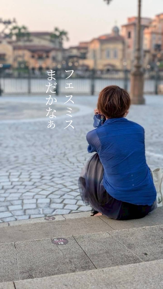 みーこページ XPR-5542GMX: Intrinsically Safe Rechargeable Dual-Light Flashlight