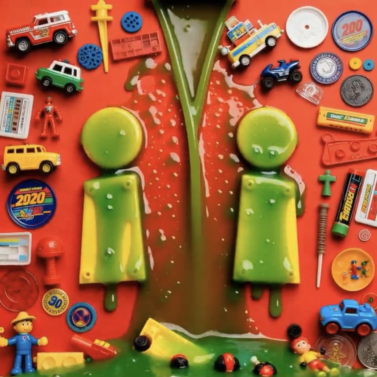 airdoror0's tweet image. At first, I honestly thought (iii) was pretty straightforward.

Since this project was sparked by @austin_hurwitz , @SQU1NCH , and @greenie_sr — the original three — I assumed the logo simply represented them. Three founders, three “i”s. Clean. Logical. Case closed.

…or so I…