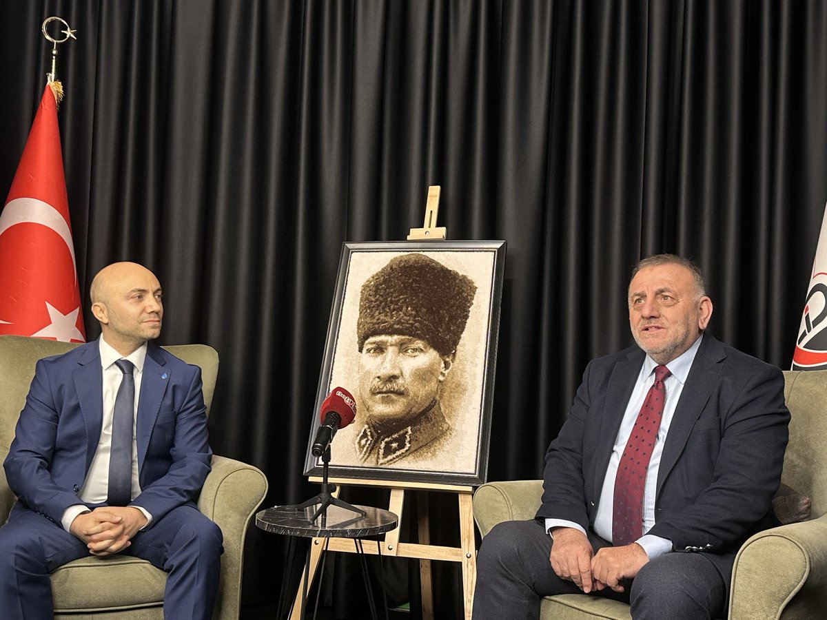 mehmeterdogan54's tweet image. Kırklareli’ndeyiz 📍

Kırklareli İl Başkanımız Rıfat Haleva ile birlikte Kırklareli’nin ilgiyle takip edilen medya kuruluşu BEA Tv ‘nin ve imtiyaz sahibi Ramazan Akcan’ın konuğu olduk, gündemi değerlendirdik.

#kırklareli #devapartisi