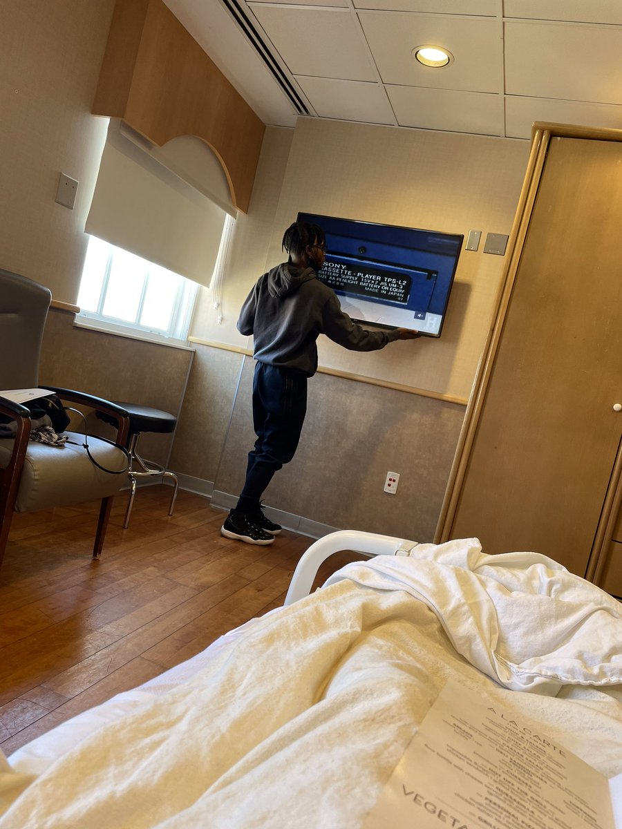 ced_jayy's tweet image. already trying to set up the game