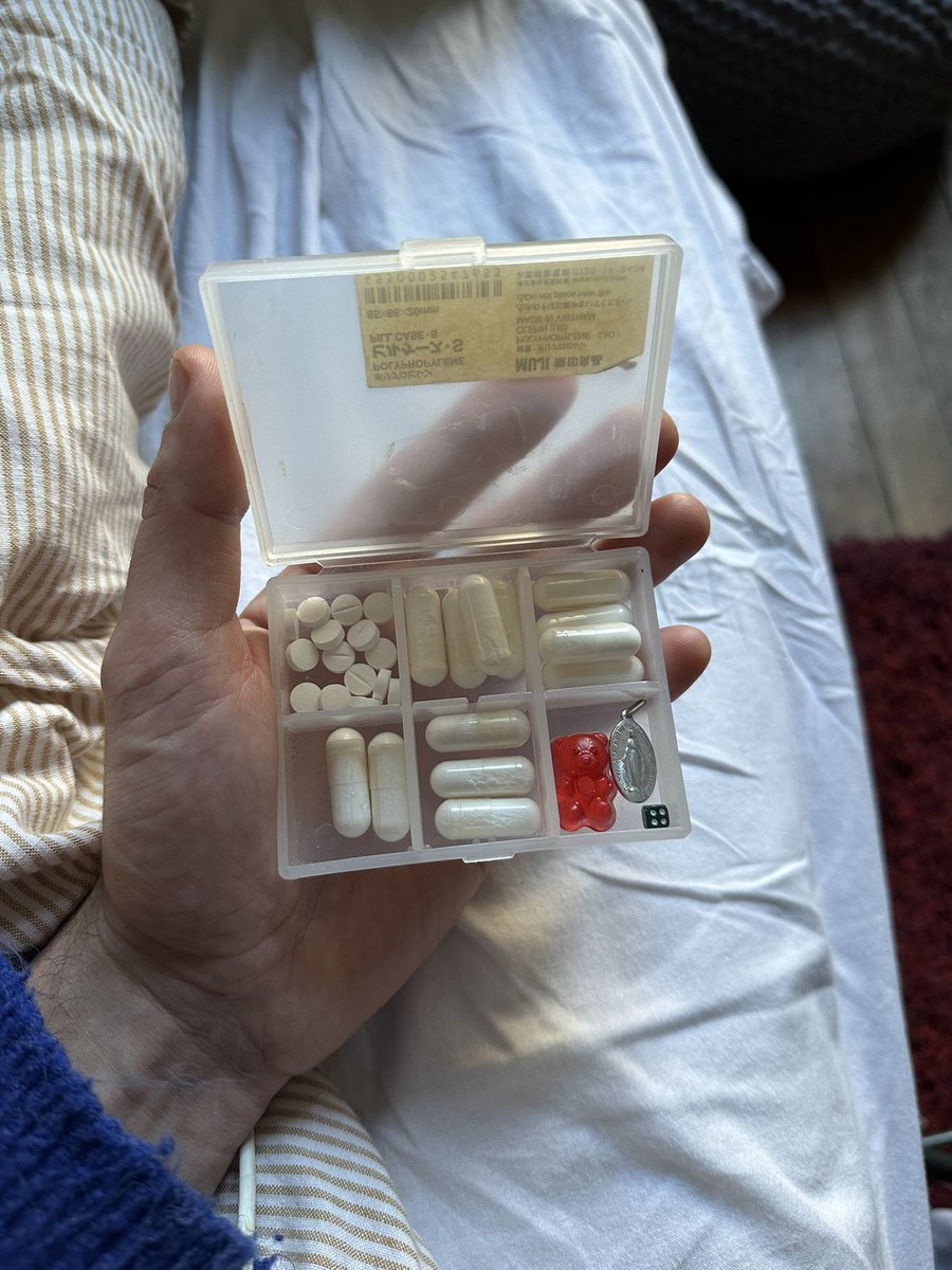 hi ^symy tweet media