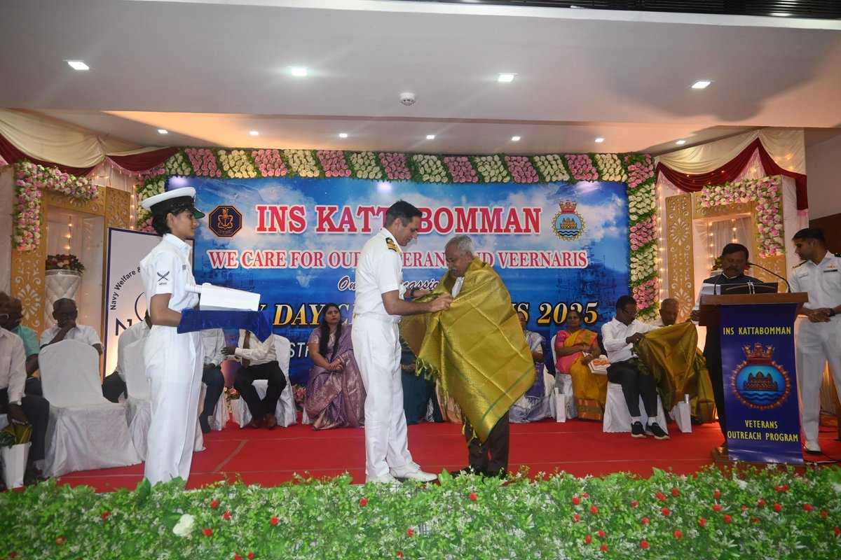 IN_HQTNP's tweet photo. Our #Veterans, Our #Pride
As part of #NavyDay2025, #INSKattabomman hosted a Special Veterans Outreach Programme. Over 50 Veterans, including 13 War Veterans & 4 Veer Naris, attended with families. A #SPARSH counter by #CGDA resolved pension issues on the spot.
The Commanding Officer #INSKattabomman felicitated the War Veterans & Veer Naris as memories of the #1971War and #OperationTrident were relived with pride.