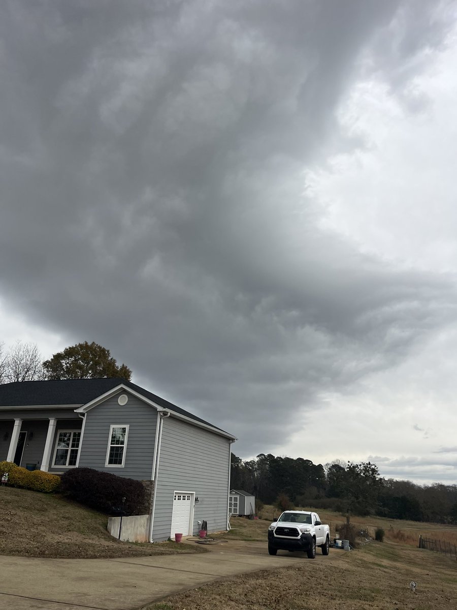 KristynStarling's tweet photo. These aren't the best angles, but here are some photos of the clouds above my house on Stewart Road during this morning's rainstorms in LaGrange, GA https://t.co/mgzIsvuiag