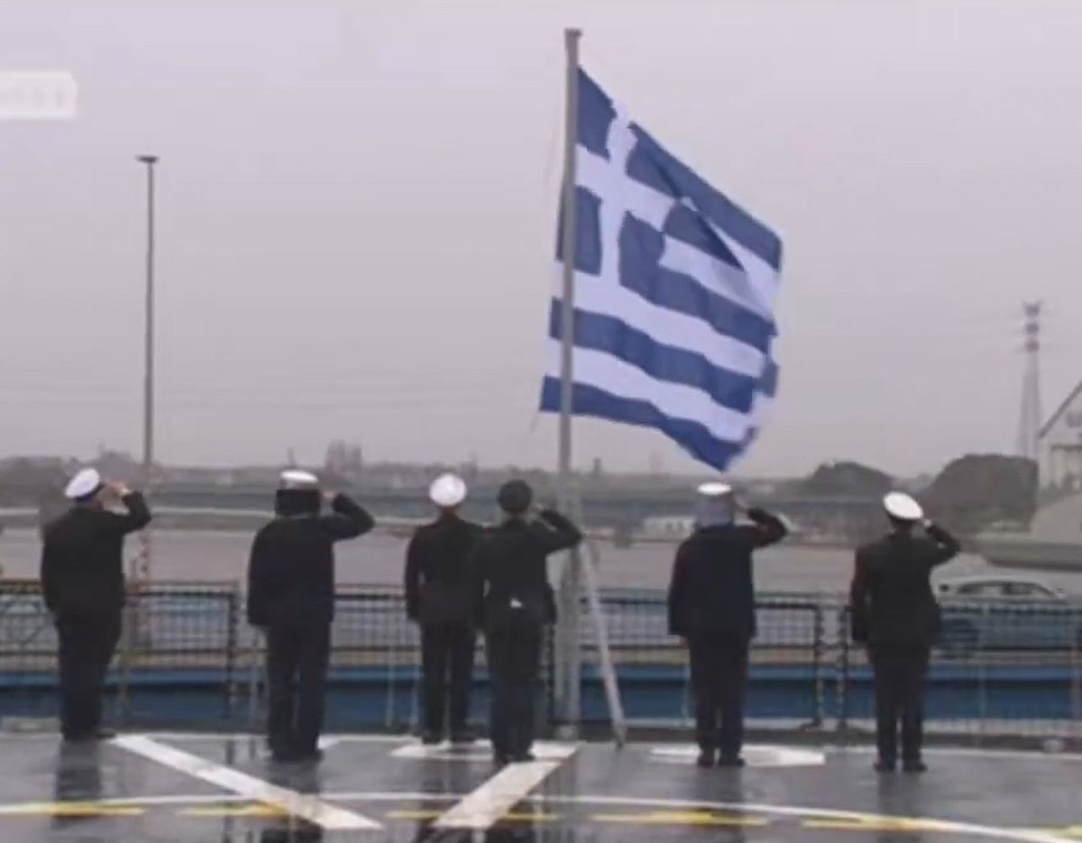 Local_Bureau's tweet image. Προσπάθησα να μη δακρύσω. Απέτυχα οικτρά.