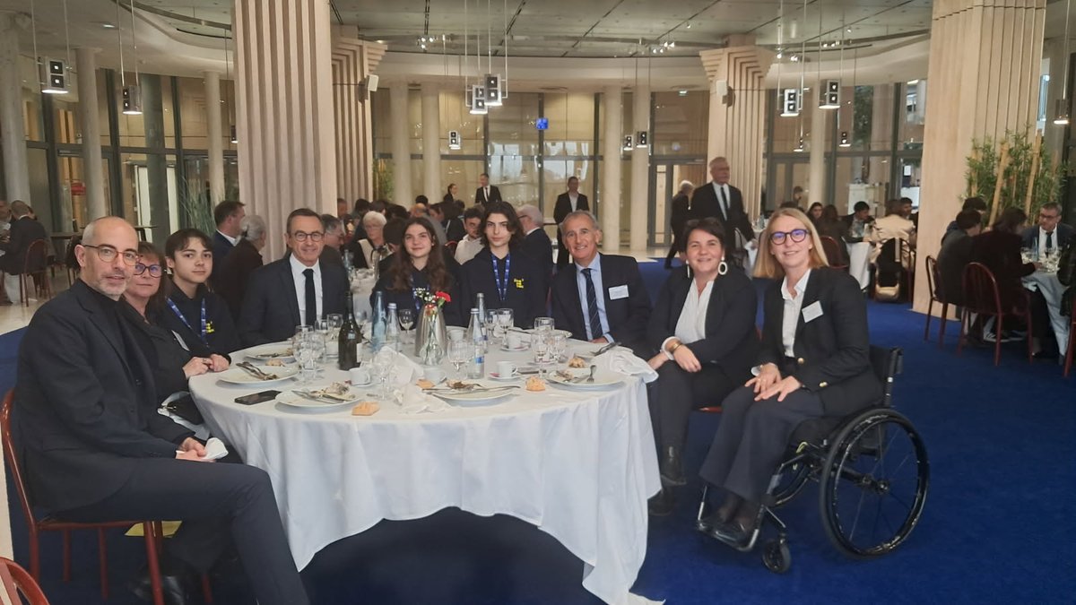 Julien Bainvel tweet media