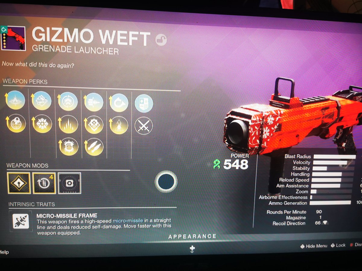 takentitan's tweet photo. @DFPsheikh reached out to a few others and got nothing back so I'll bother you again! 

Haven't seen anyone else with these two, checked foundry and it says "Season Null"??? https://t.co/iaM6xyJo0M