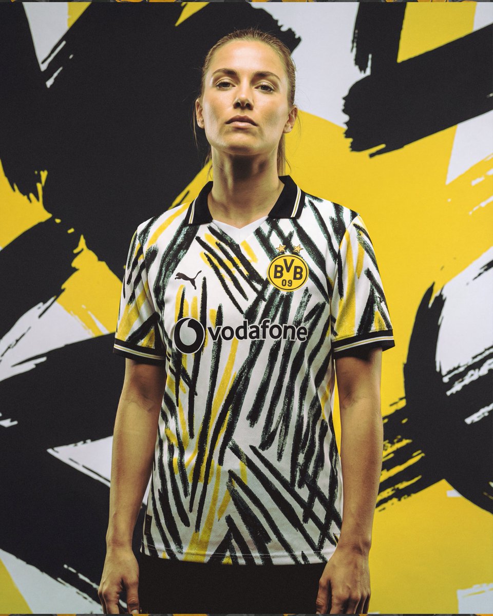 Borussia Dortmund · Third concept
C'est conceptuel, c'est tout ou rien. Alors, plutôt tout ou rien ? 😂
Merci à vous qui partagerez 💛
Le dernier rendu est réalisé sur Nano Banana.