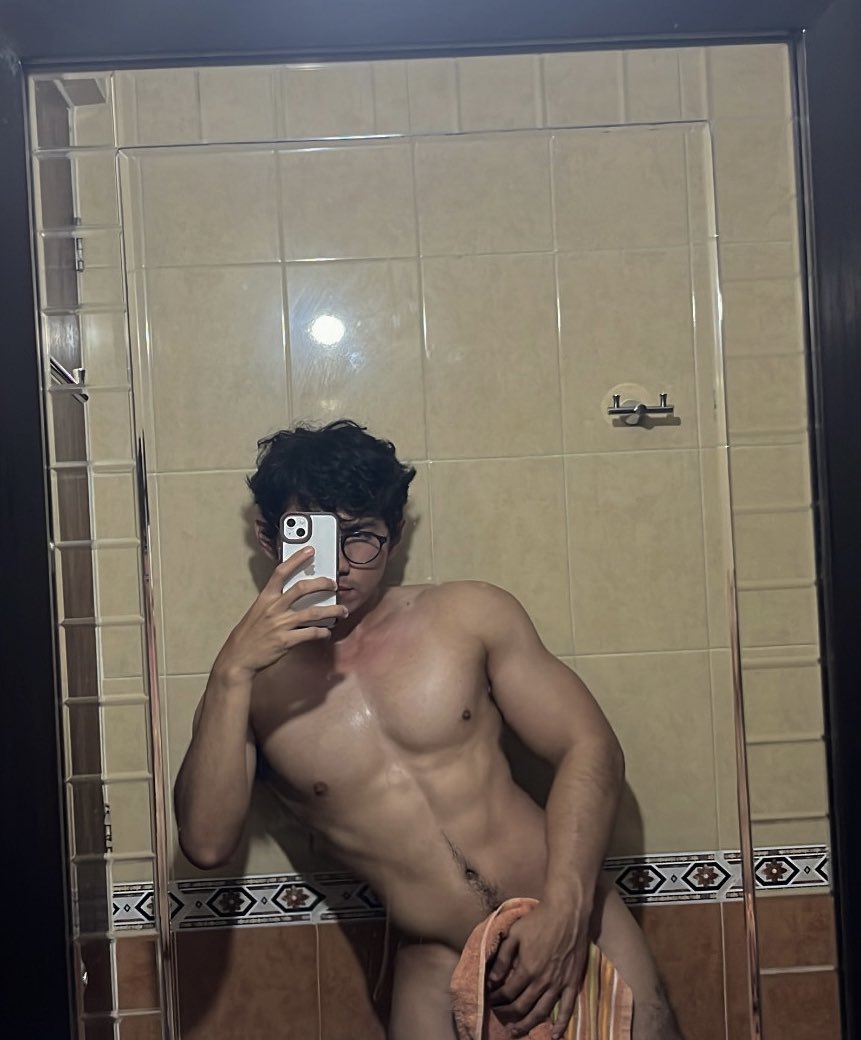 Amisaday tweet media