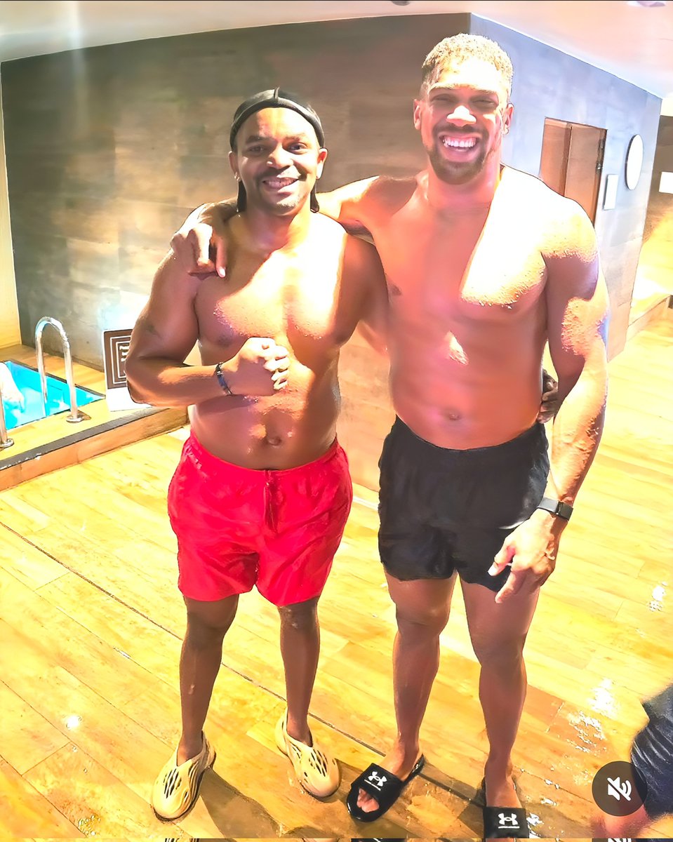jpnspy's tweet photo. Backing @anthonyjoshua all the way 🥊💪
Discipline. Power. Legacy.
When real boxing meets hype,
AJ shows levels.
Let’s remind them why champions are built different.
#AnthonyJoshua #AJBXNG #Boxing #FightNight #UKBoxing #RespectTheCraft https://t.co/2iYR92EGwl