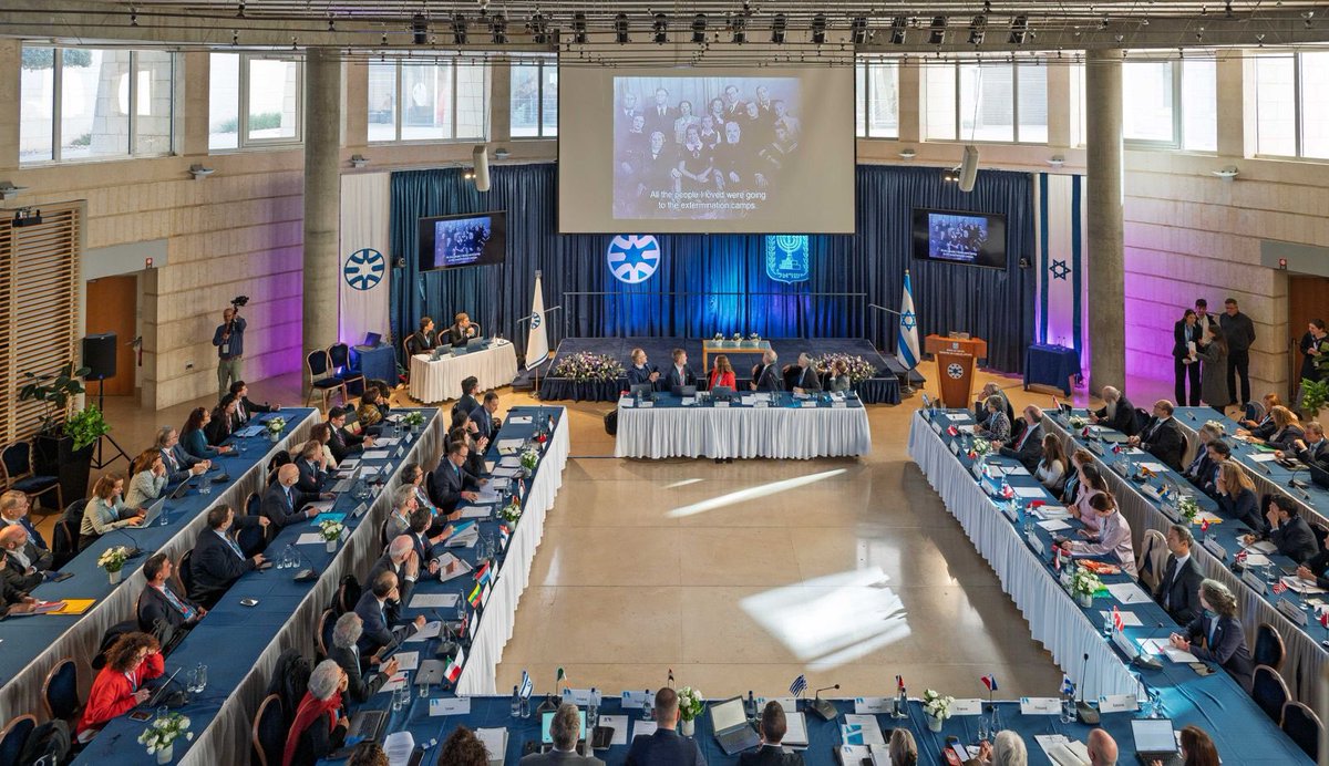 Israel Foreign Ministry tweet media