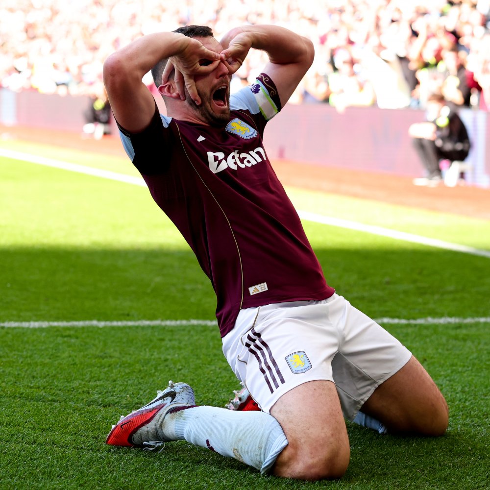 Happy New Year From The AVFC Store!

All The Best For 2026!

Don't Forget The SALE IS LIVE!

tinyurl.com/jj5dd38r