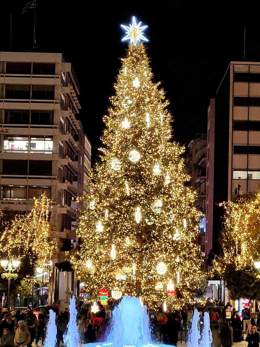 GreeceInSerbia's tweet photo. Worth Visiting: Christmas in Athens: 🎄Athens shines brighter than ever this holiday season! Concerts, theatre, Christmas markets & festive lights across the city await you. ✨
👉 Info in English: Your Athens Guide
#ChristmasInAthens #VisitAthens #HolidaySeason #FestiveAthens https://t.co/wlkfNjec9B